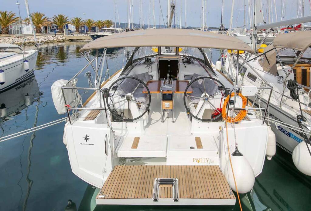 Sun Odyssey 349 Polly Fun