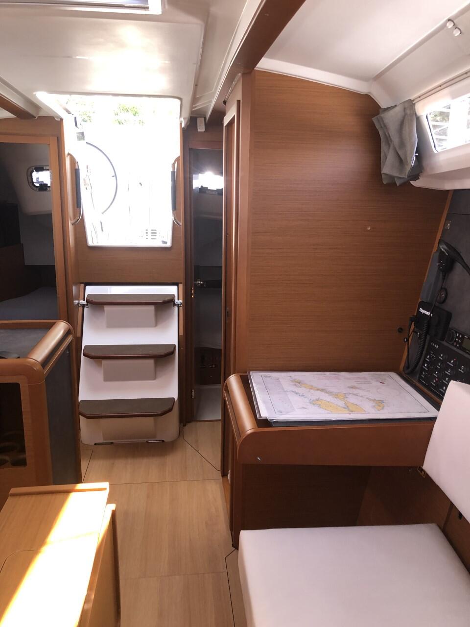 Sun Odyssey 349 Nara