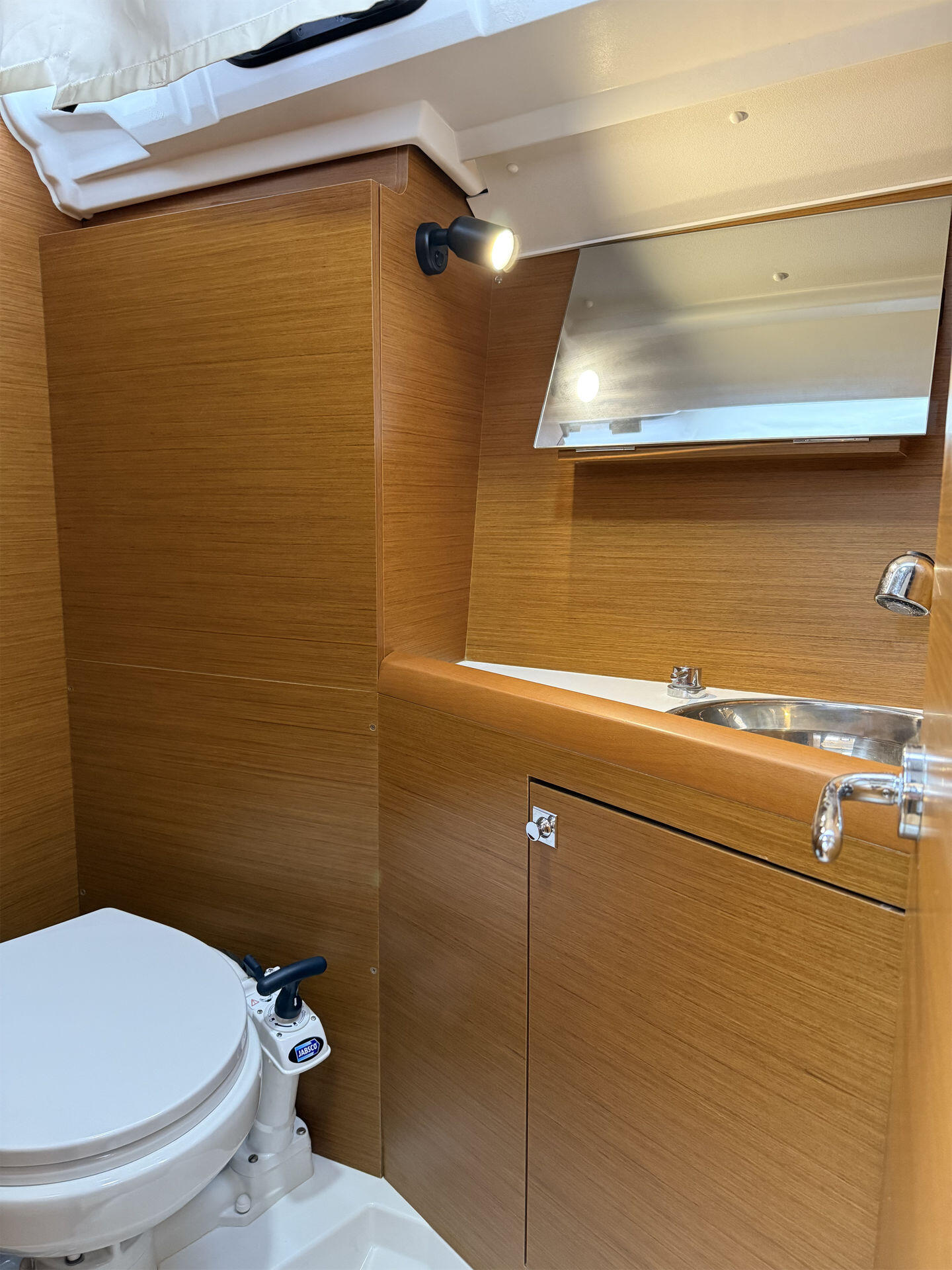 Sun Odyssey 349 Ana