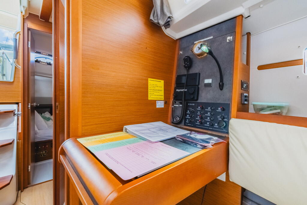 Sun Odyssey 349 Minx