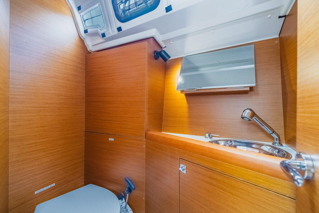 Sun Odyssey 349 Minx