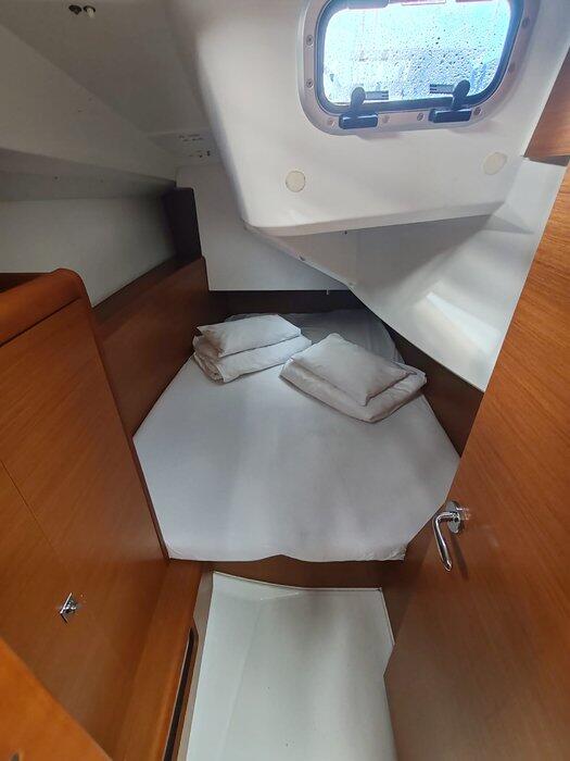 Sun Odyssey 349 Berry