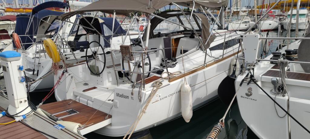 Sun Odyssey 349 Madison