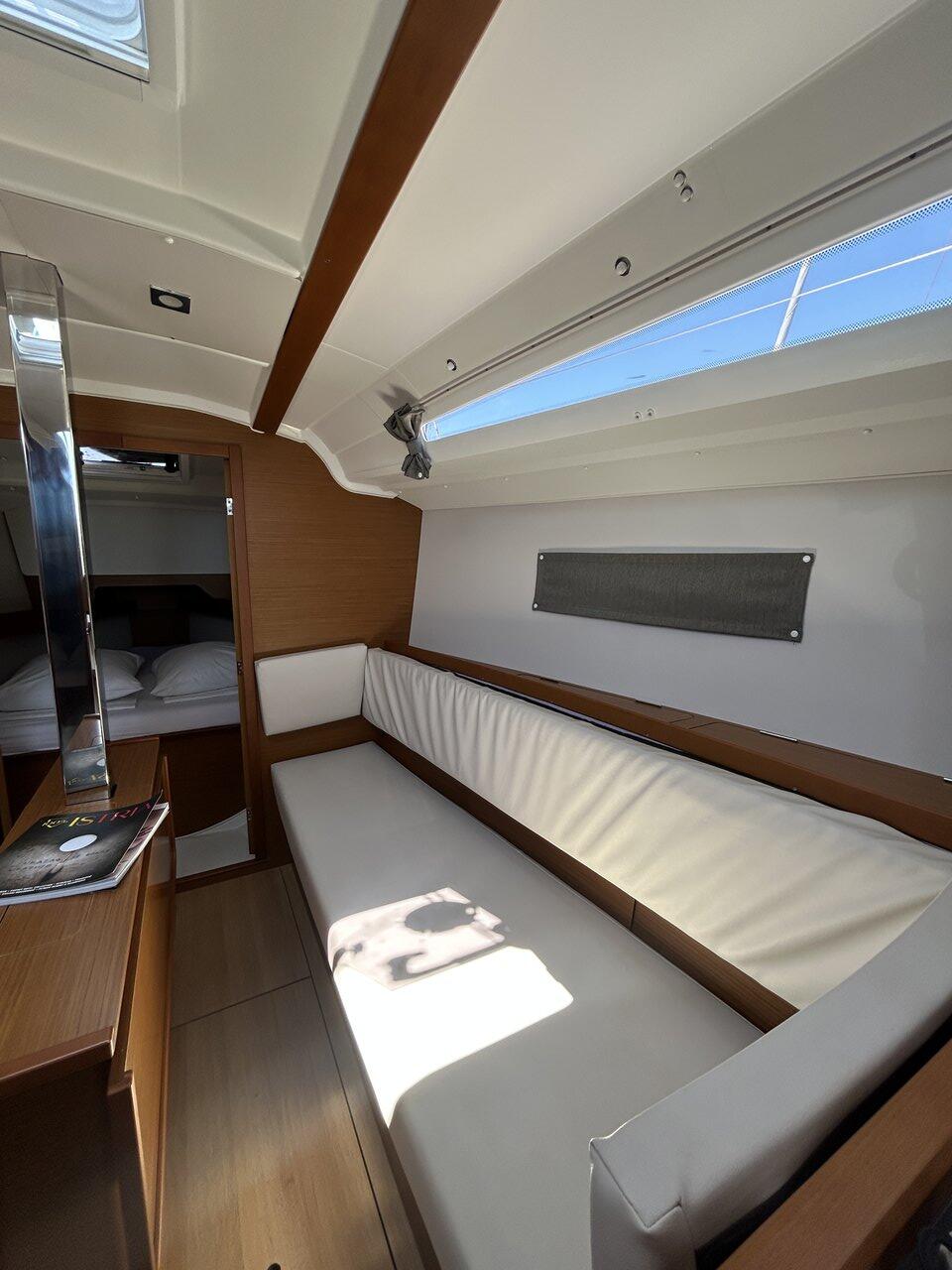 Sun Odyssey 349 Fig