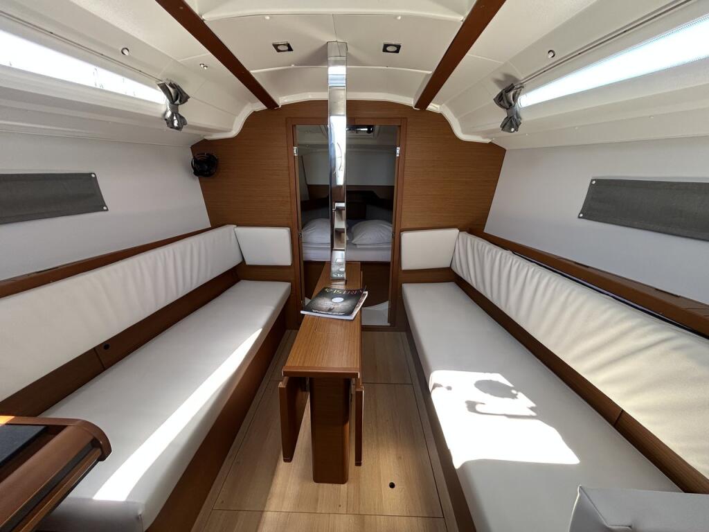 Sun Odyssey 349 Fig