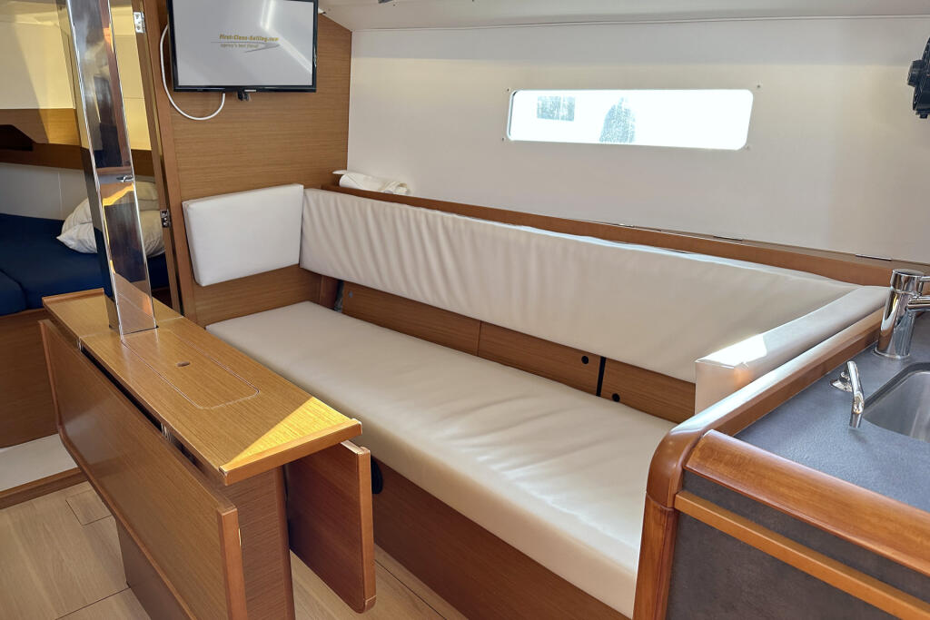 Sun Odyssey 349 Antonija