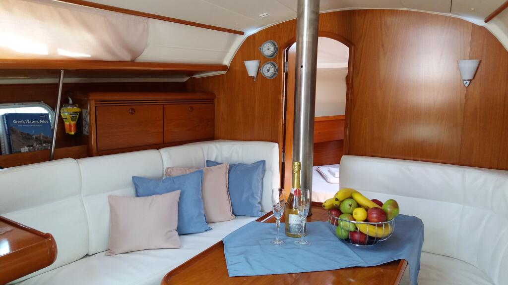 Sun Odyssey 35 Kama