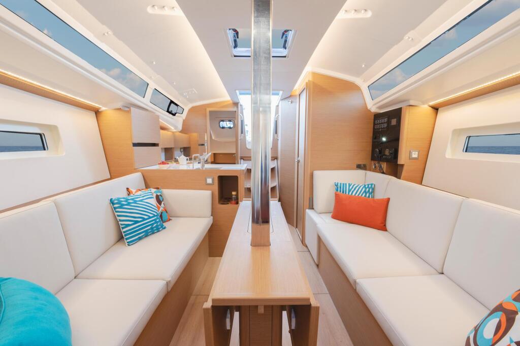 Sun Odyssey 350 Luigi