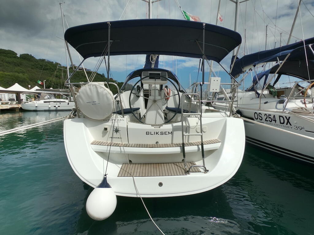Sun Odyssey 36i Performance Bliksem