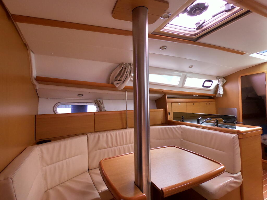 Sun Odyssey 36i Performance Bliksem