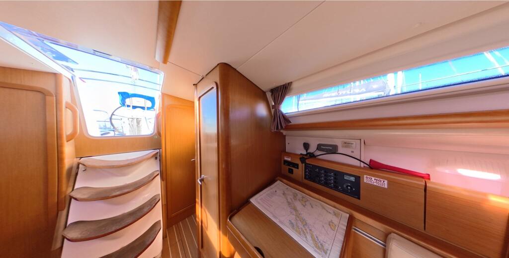 Sun Odyssey 36i Mia