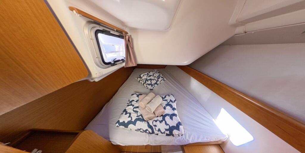 Sun Odyssey 36i Mia