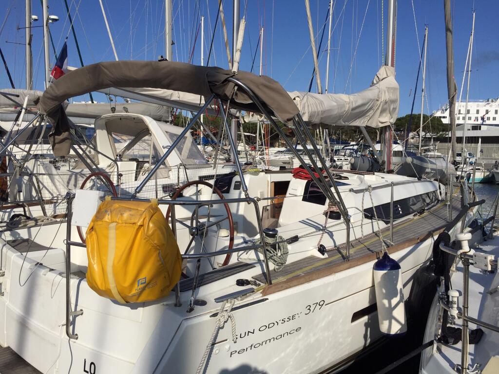 Sun Odyssey 379 Topaze
