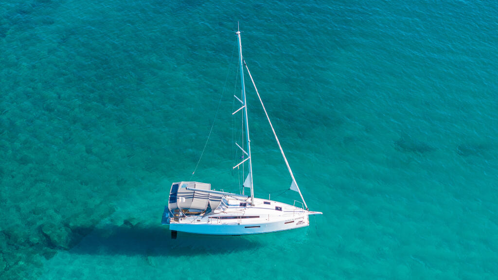 Sun Odyssey 380 Nala