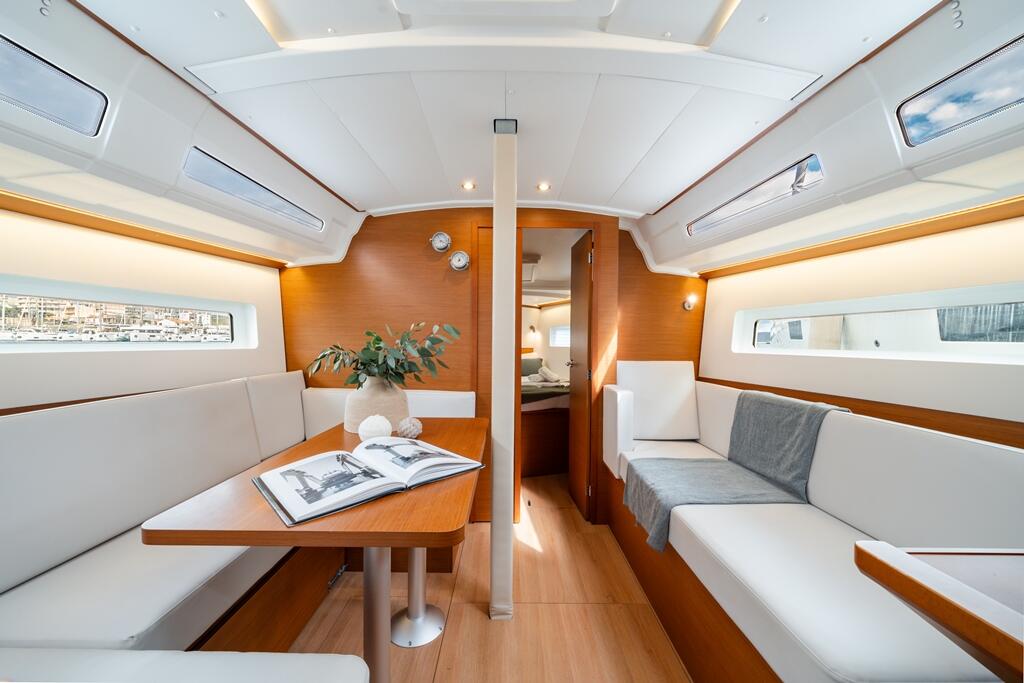 Sun Odyssey 380 Filippos II