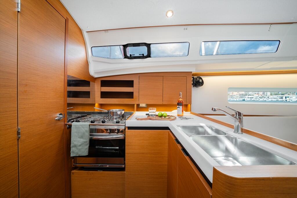 Sun Odyssey 380 Filippos II
