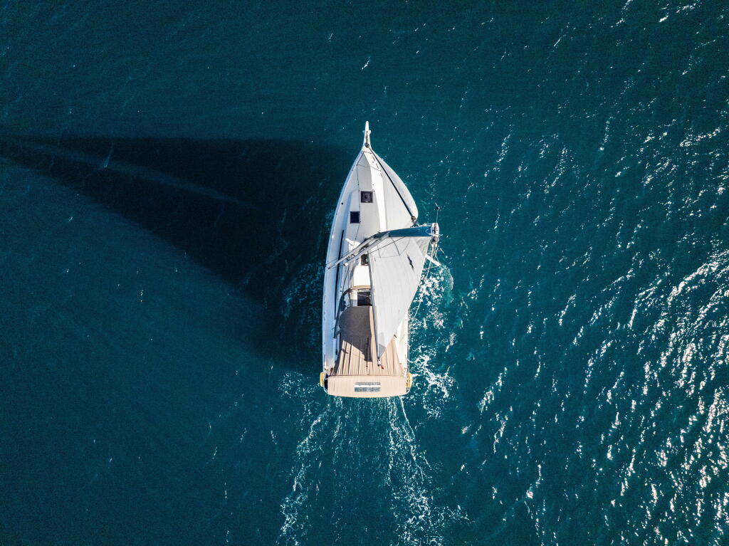 Sun Odyssey 380 Soca Sleigh