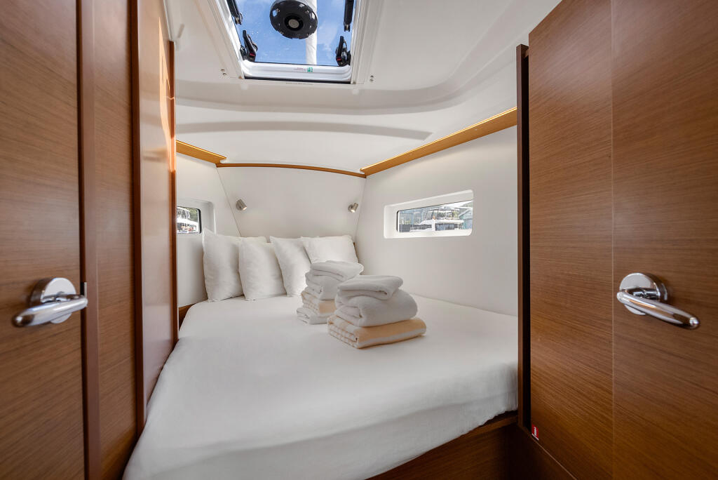 Sun Odyssey 380 Soca Sleigh