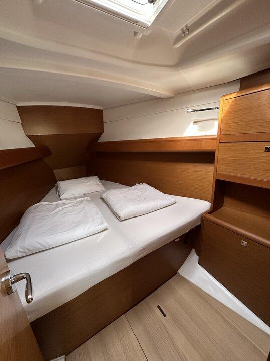 Sun Odyssey 389 Cash