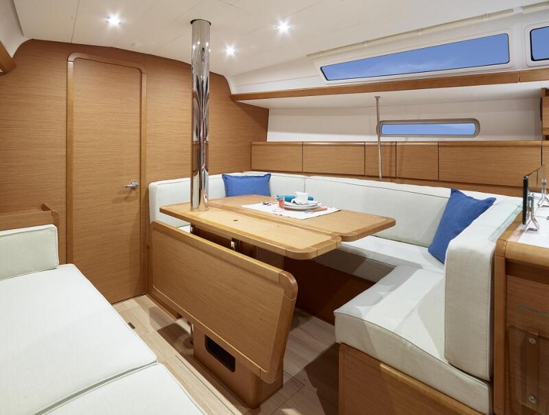 Sun Odyssey 389 CEIBA 