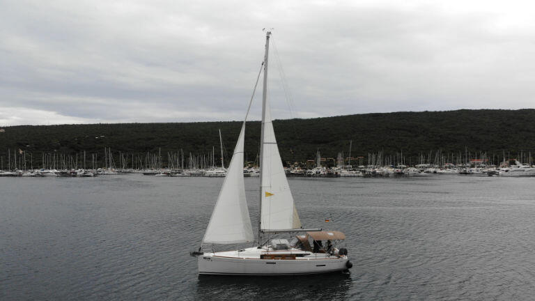 Sun Odyssey 389 Sissi