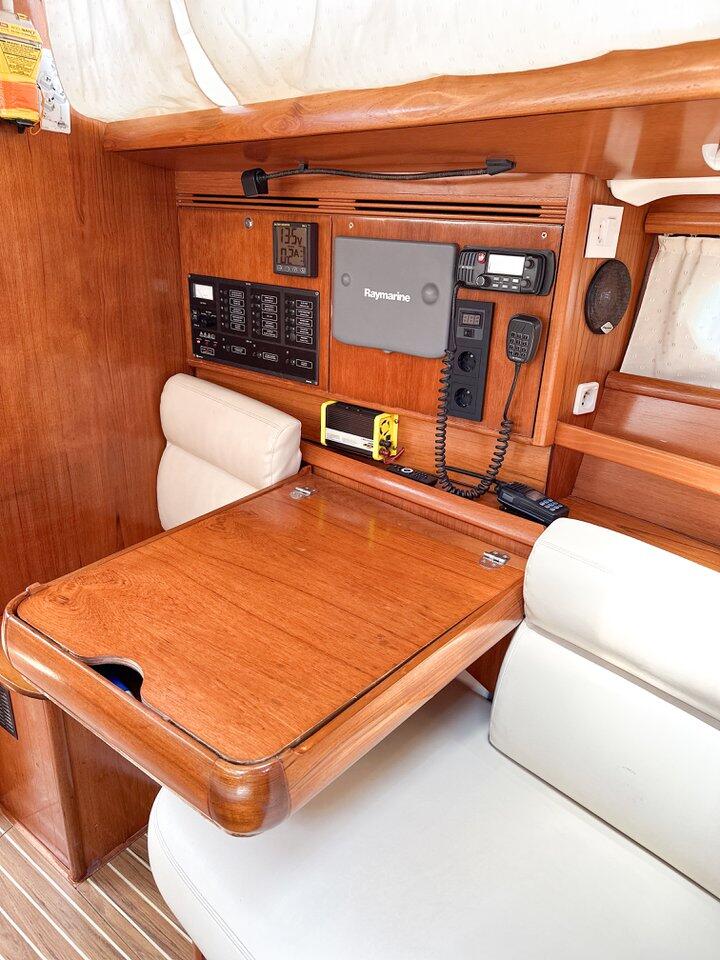 Sun Odyssey 40.3 Azure