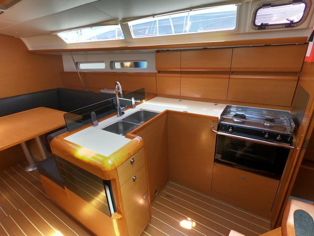 Sun Odyssey 409 Piedanlo