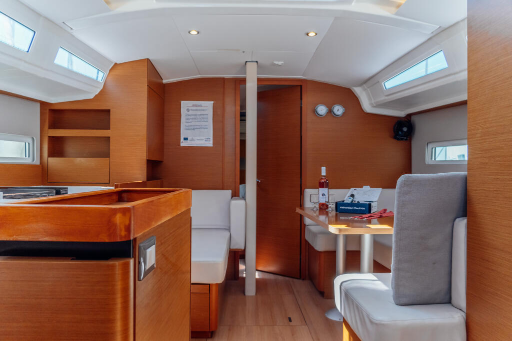 Sun Odyssey 410 Anassa