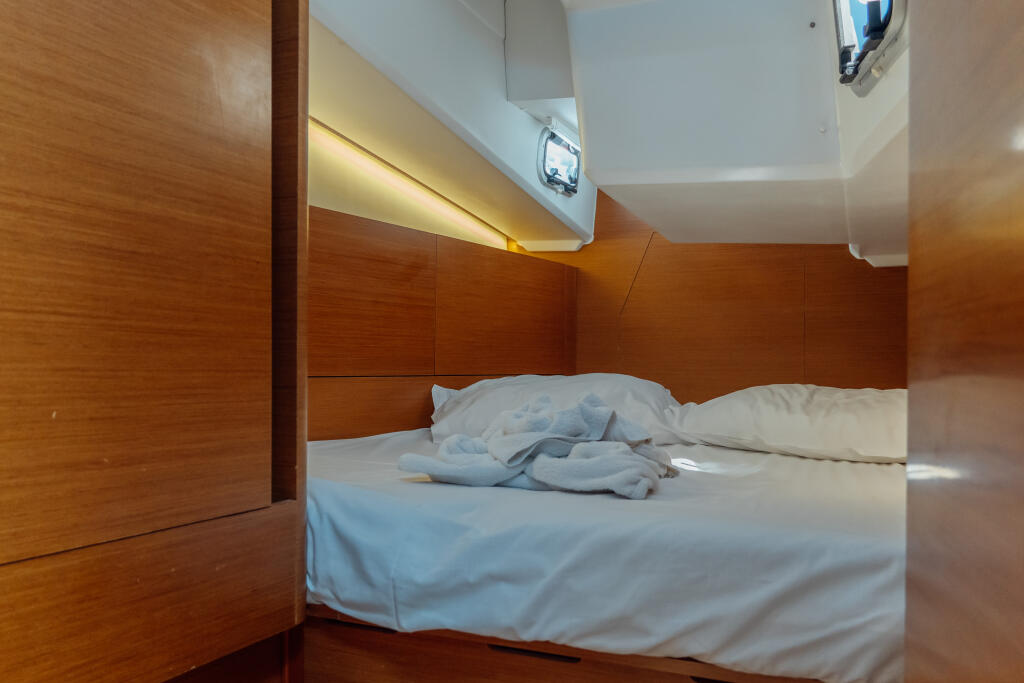Sun Odyssey 410 Anassa