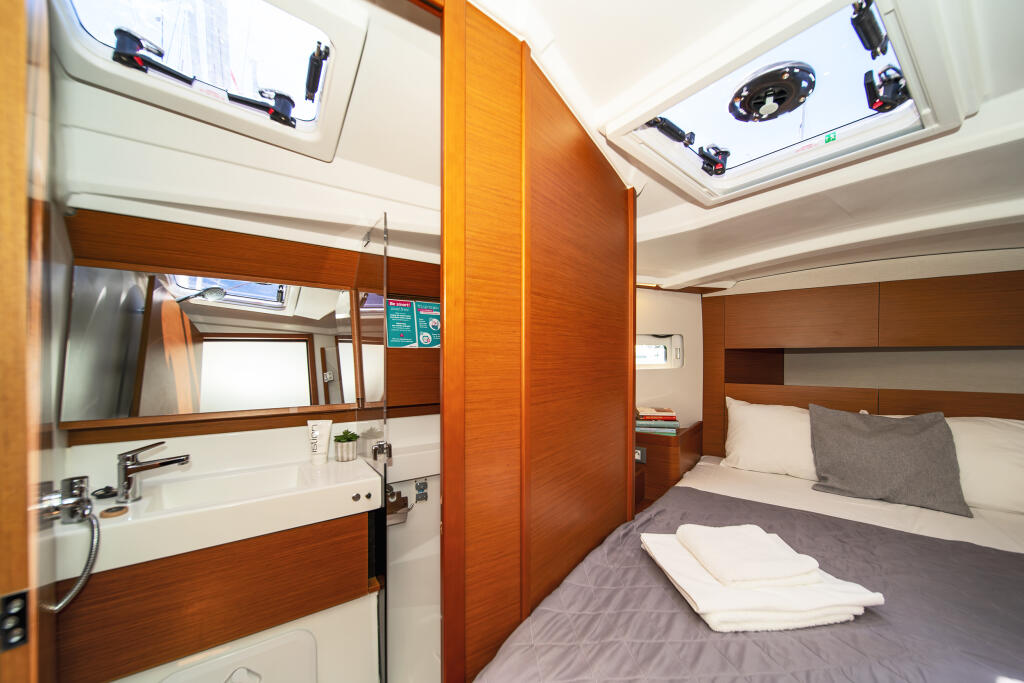 Sun Odyssey 410 Pnoe