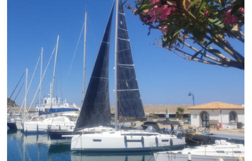 Sun Odyssey 410 The song is you