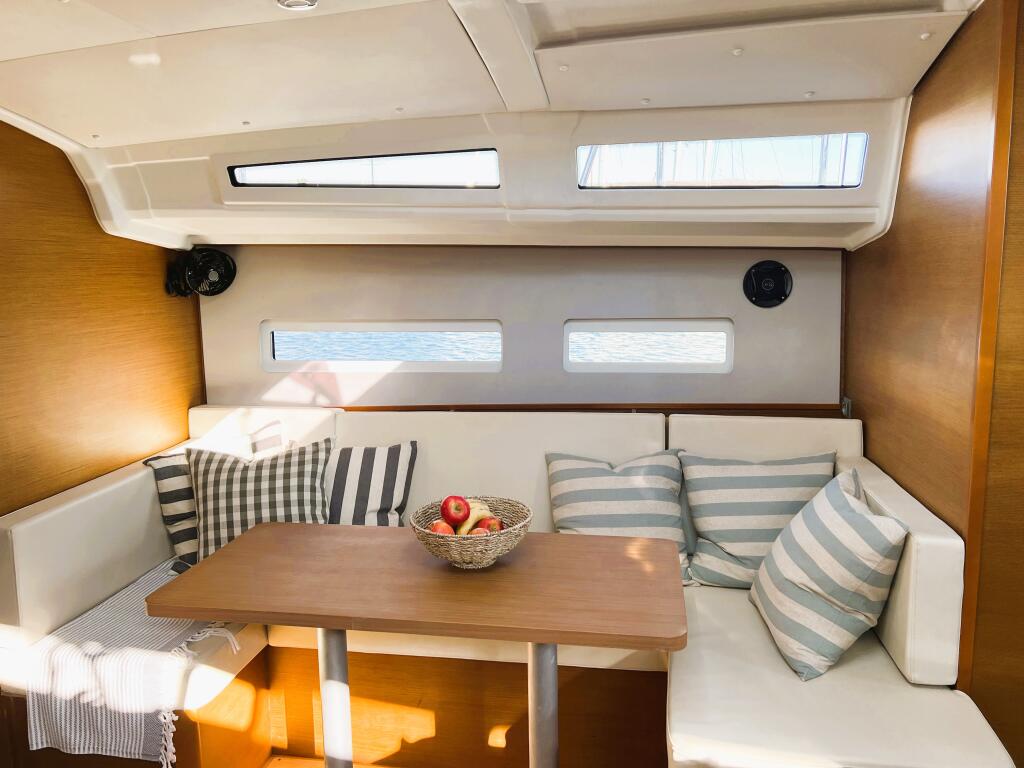Sun Odyssey 410 Little Tony