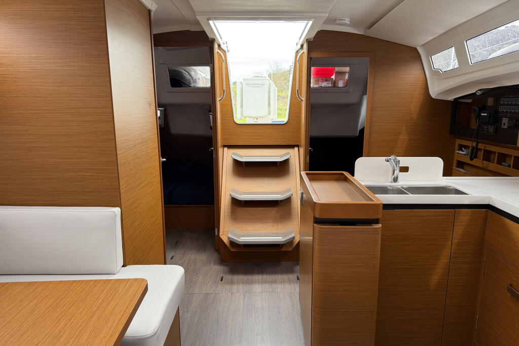 Sun Odyssey 410 Maral