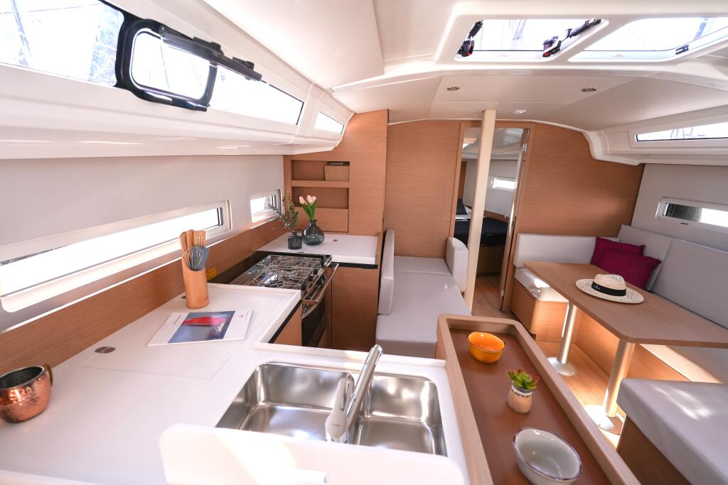 Sun Odyssey 410 Colibri