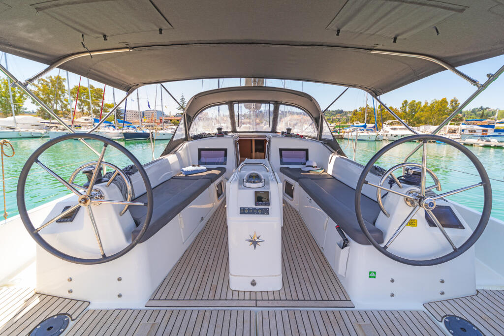 Sun Odyssey 410 Zheng Yi Sao (郑一嫂)