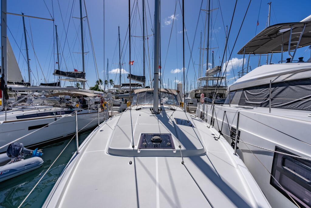 Sun Odyssey 410 Easy Skanking