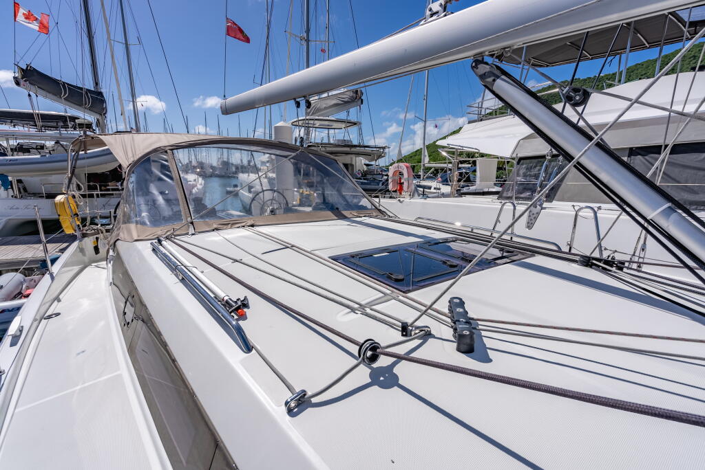 Sun Odyssey 410 Easy Skanking