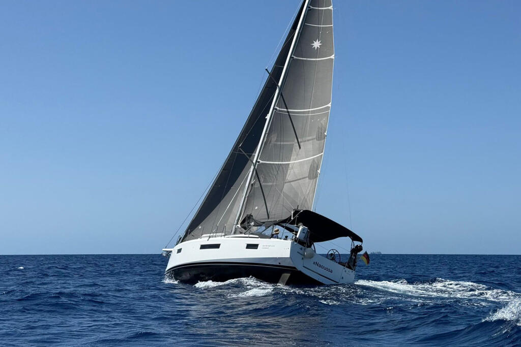 Sun Odyssey 410 Naoussa