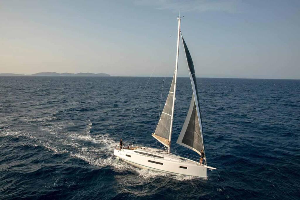 Sun Odyssey 410 Turing Machine