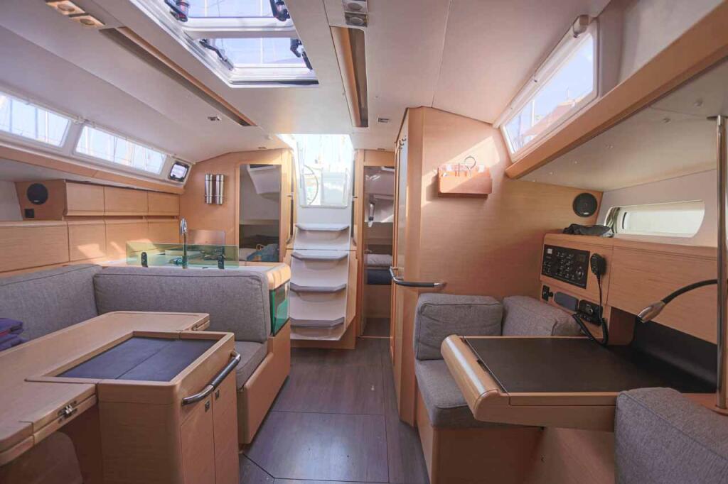 Sun Odyssey 419 Sunny