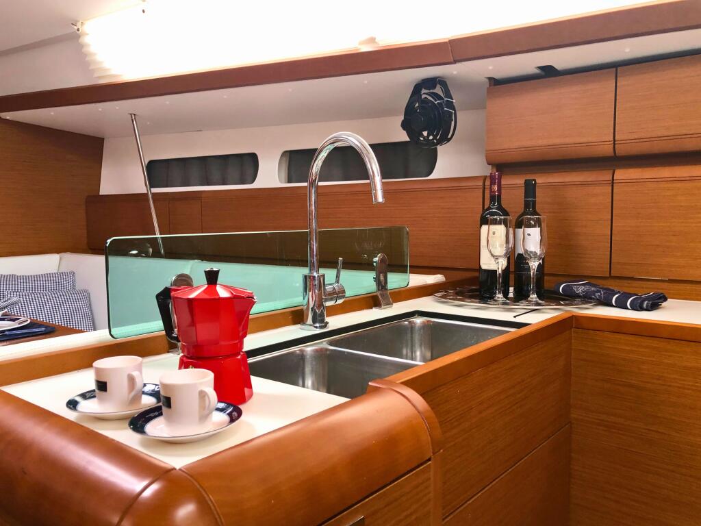 Sun Odyssey 419 Anerada
