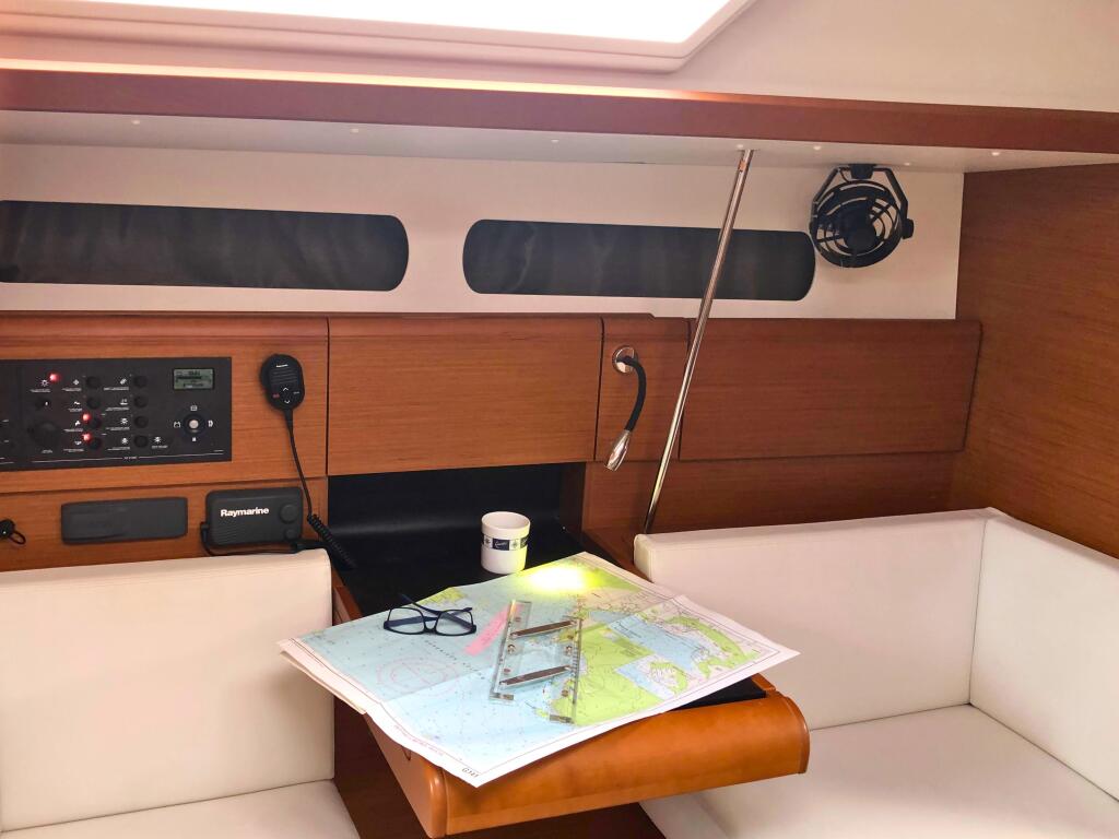 Sun Odyssey 419 Anerada