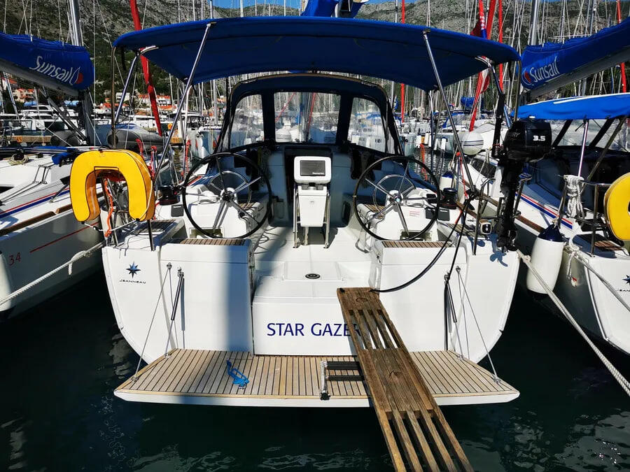 Sun Odyssey 419 Star Gazer