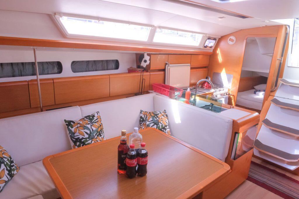 Sun Odyssey 419 Makin Memories