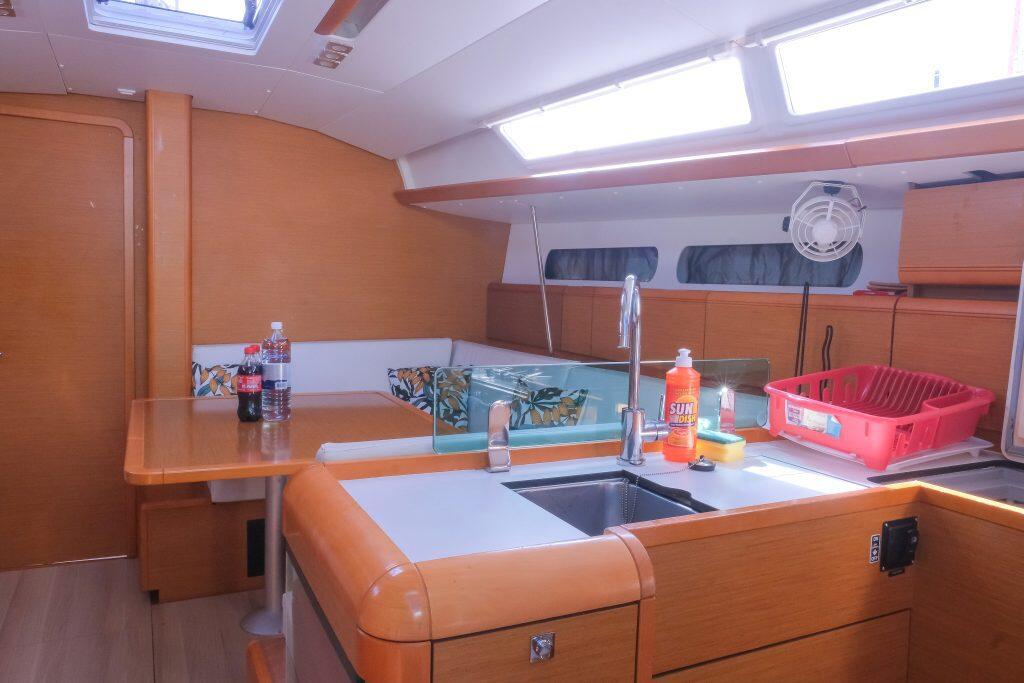 Sun Odyssey 419 Makin Memories