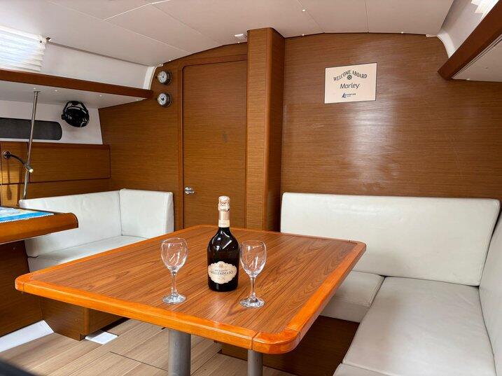 Sun Odyssey 419 Marley