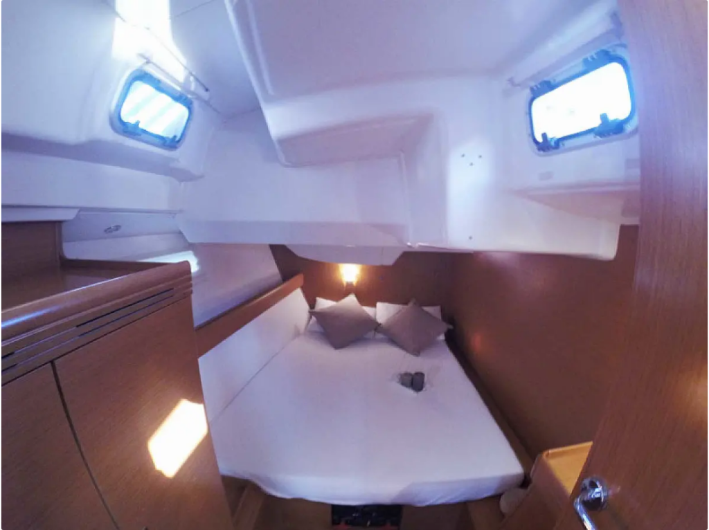 Sun Odyssey 42 DS Sweet Alis