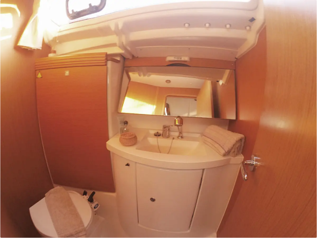 Sun Odyssey 42 DS Sweet Alis