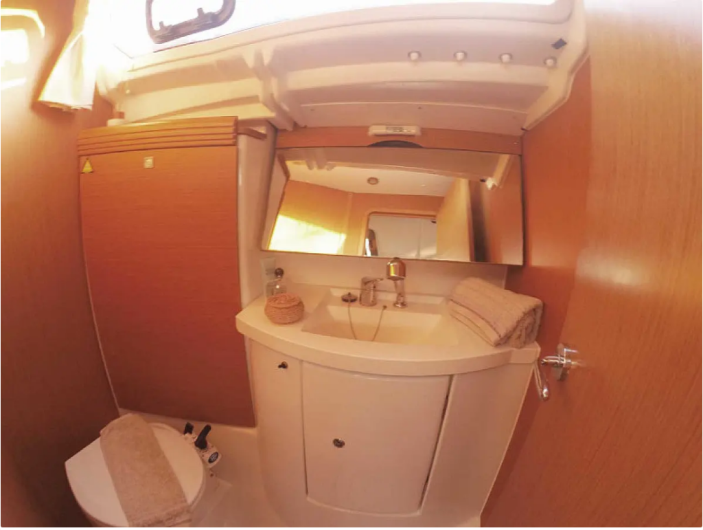 Sun Odyssey 42 DS Sweet Alis