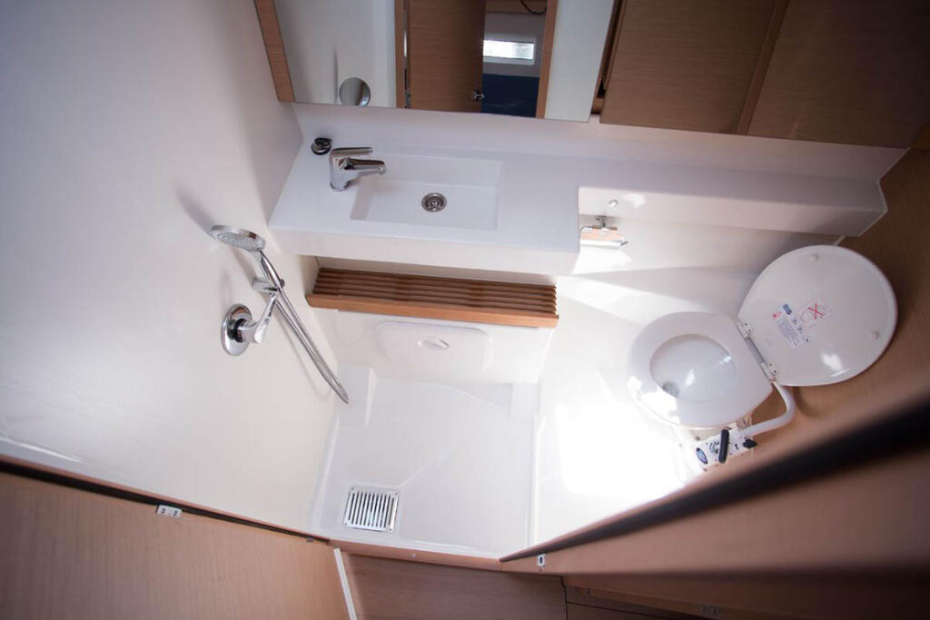 Sun Odyssey 440 La Baavca